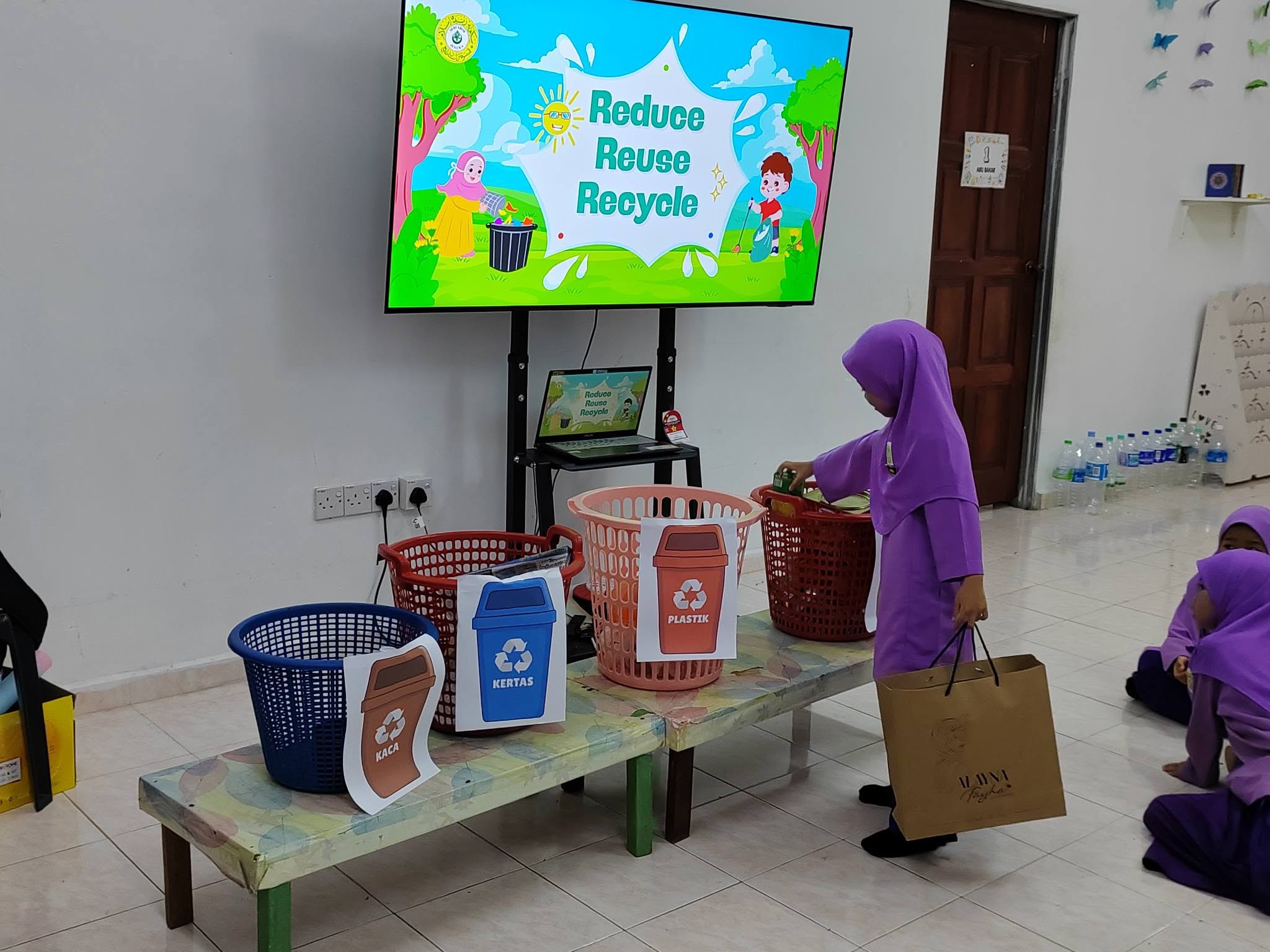Minggu Alam Sekitar 2026 — Pembentangan Slide 3R